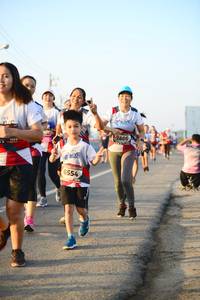 BIB: 1866, 6554
                            <button type="button" onclick="openModal(6459693)" class="btn btn-primary btn-sm float-right btn-popup" data-toggle="modal" data-target=".modal-high-quality">
                        <i class="fas fa-shopping-cart"></i> Add to Cart
                    </button>
                                            <button type="button" onclick="isThisMe(6459693, true)" class="btn btn-success btn-sm float-right btn-popup btn-isme hidden" data-toggle="tooltip" data-placement="bottom" title="นี่คือรูปของคุณใช่ไหม คลิกที่นี่เพื่อเอาเข้าอัลบั้ม">
                        <i class="fas fa-plus"></i> Add to album
                    </button>
                    <button type="button" onclick="isThisMe(6459693, false)" class="btn btn-warning btn-sm float-right btn-popup btn-isnotme hidden">
                        <i class="fas fa-ban"></i> Remove from album
                    </button>