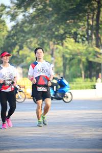 BIB: 3901, 3755
                            <button type="button" onclick="openModal(6465263)" class="btn btn-primary btn-sm float-right btn-popup" data-toggle="modal" data-target=".modal-high-quality">
                        <i class="fas fa-shopping-cart"></i> Add to Cart
                    </button>
                                            <button type="button" onclick="isThisMe(6465263, true)" class="btn btn-success btn-sm float-right btn-popup btn-isme hidden" data-toggle="tooltip" data-placement="bottom" title="นี่คือรูปของคุณใช่ไหม คลิกที่นี่เพื่อเอาเข้าอัลบั้ม">
                        <i class="fas fa-plus"></i> Add to album
                    </button>
                    <button type="button" onclick="isThisMe(6465263, false)" class="btn btn-warning btn-sm float-right btn-popup btn-isnotme hidden">
                        <i class="fas fa-ban"></i> Remove from album
                    </button>