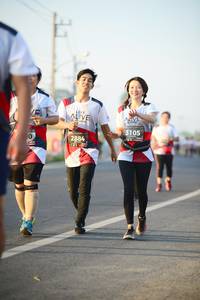 BIB: 3105, 2884
                            <button type="button" onclick="openModal(6462032)" class="btn btn-primary btn-sm float-right btn-popup" data-toggle="modal" data-target=".modal-high-quality">
                        <i class="fas fa-shopping-cart"></i> Add to Cart
                    </button>
                                            <button type="button" onclick="isThisMe(6462032, true)" class="btn btn-success btn-sm float-right btn-popup btn-isme hidden" data-toggle="tooltip" data-placement="bottom" title="นี่คือรูปของคุณใช่ไหม คลิกที่นี่เพื่อเอาเข้าอัลบั้ม">
                        <i class="fas fa-plus"></i> Add to album
                    </button>
                    <button type="button" onclick="isThisMe(6462032, false)" class="btn btn-warning btn-sm float-right btn-popup btn-isnotme hidden">
                        <i class="fas fa-ban"></i> Remove from album
                    </button>