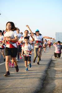 BIB: 7866, 554
                            <button type="button" onclick="openModal(6459694)" class="btn btn-primary btn-sm float-right btn-popup" data-toggle="modal" data-target=".modal-high-quality">
                        <i class="fas fa-shopping-cart"></i> Add to Cart
                    </button>
                                            <button type="button" onclick="isThisMe(6459694, true)" class="btn btn-success btn-sm float-right btn-popup btn-isme hidden" data-toggle="tooltip" data-placement="bottom" title="นี่คือรูปของคุณใช่ไหม คลิกที่นี่เพื่อเอาเข้าอัลบั้ม">
                        <i class="fas fa-plus"></i> Add to album
                    </button>
                    <button type="button" onclick="isThisMe(6459694, false)" class="btn btn-warning btn-sm float-right btn-popup btn-isnotme hidden">
                        <i class="fas fa-ban"></i> Remove from album
                    </button>