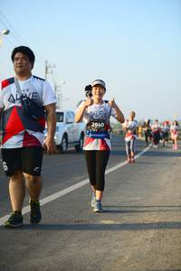 BIB: 2640
                            <button type="button" onclick="openModal(6464568)" class="btn btn-primary btn-sm float-right btn-popup" data-toggle="modal" data-target=".modal-high-quality">
                        <i class="fas fa-shopping-cart"></i> Add to Cart
                    </button>
                                            <button type="button" onclick="isThisMe(6464568, true)" class="btn btn-success btn-sm float-right btn-popup btn-isme hidden" data-toggle="tooltip" data-placement="bottom" title="นี่คือรูปของคุณใช่ไหม คลิกที่นี่เพื่อเอาเข้าอัลบั้ม">
                        <i class="fas fa-plus"></i> Add to album
                    </button>
                    <button type="button" onclick="isThisMe(6464568, false)" class="btn btn-warning btn-sm float-right btn-popup btn-isnotme hidden">
                        <i class="fas fa-ban"></i> Remove from album
                    </button>