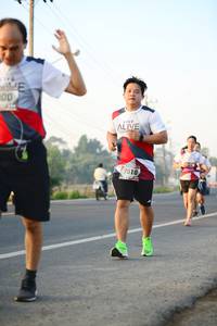 BIB: 7018
                            <button type="button" onclick="openModal(6457942)" class="btn btn-primary btn-sm float-right btn-popup" data-toggle="modal" data-target=".modal-high-quality">
                        <i class="fas fa-shopping-cart"></i> Add to Cart
                    </button>
                                            <button type="button" onclick="isThisMe(6457942, true)" class="btn btn-success btn-sm float-right btn-popup btn-isme hidden" data-toggle="tooltip" data-placement="bottom" title="นี่คือรูปของคุณใช่ไหม คลิกที่นี่เพื่อเอาเข้าอัลบั้ม">
                        <i class="fas fa-plus"></i> Add to album
                    </button>
                    <button type="button" onclick="isThisMe(6457942, false)" class="btn btn-warning btn-sm float-right btn-popup btn-isnotme hidden">
                        <i class="fas fa-ban"></i> Remove from album
                    </button>