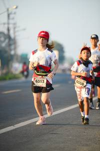 BIB: 250, 6558, 6313
                            <button type="button" onclick="openModal(6461934)" class="btn btn-primary btn-sm float-right btn-popup" data-toggle="modal" data-target=".modal-high-quality">
                        <i class="fas fa-shopping-cart"></i> Add to Cart
                    </button>
                                            <button type="button" onclick="isThisMe(6461934, true)" class="btn btn-success btn-sm float-right btn-popup btn-isme hidden" data-toggle="tooltip" data-placement="bottom" title="นี่คือรูปของคุณใช่ไหม คลิกที่นี่เพื่อเอาเข้าอัลบั้ม">
                        <i class="fas fa-plus"></i> Add to album
                    </button>
                    <button type="button" onclick="isThisMe(6461934, false)" class="btn btn-warning btn-sm float-right btn-popup btn-isnotme hidden">
                        <i class="fas fa-ban"></i> Remove from album
                    </button>