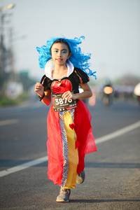 BIB: 3876, 124
                            <button type="button" onclick="openModal(6462454)" class="btn btn-primary btn-sm float-right btn-popup" data-toggle="modal" data-target=".modal-high-quality">
                        <i class="fas fa-shopping-cart"></i> Add to Cart
                    </button>
                                            <button type="button" onclick="isThisMe(6462454, true)" class="btn btn-success btn-sm float-right btn-popup btn-isme hidden" data-toggle="tooltip" data-placement="bottom" title="นี่คือรูปของคุณใช่ไหม คลิกที่นี่เพื่อเอาเข้าอัลบั้ม">
                        <i class="fas fa-plus"></i> Add to album
                    </button>
                    <button type="button" onclick="isThisMe(6462454, false)" class="btn btn-warning btn-sm float-right btn-popup btn-isnotme hidden">
                        <i class="fas fa-ban"></i> Remove from album
                    </button>