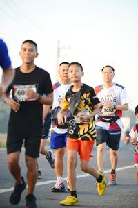 BIB: 7058
                            <button type="button" onclick="openModal(6457857)" class="btn btn-primary btn-sm float-right btn-popup" data-toggle="modal" data-target=".modal-high-quality">
                        <i class="fas fa-shopping-cart"></i> Add to Cart
                    </button>
                                            <button type="button" onclick="isThisMe(6457857, true)" class="btn btn-success btn-sm float-right btn-popup btn-isme hidden" data-toggle="tooltip" data-placement="bottom" title="นี่คือรูปของคุณใช่ไหม คลิกที่นี่เพื่อเอาเข้าอัลบั้ม">
                        <i class="fas fa-plus"></i> Add to album
                    </button>
                    <button type="button" onclick="isThisMe(6457857, false)" class="btn btn-warning btn-sm float-right btn-popup btn-isnotme hidden">
                        <i class="fas fa-ban"></i> Remove from album
                    </button>