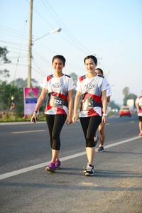 BIB: 825
                            <button type="button" onclick="openModal(6462130)" class="btn btn-primary btn-sm float-right btn-popup" data-toggle="modal" data-target=".modal-high-quality">
                        <i class="fas fa-shopping-cart"></i> Add to Cart
                    </button>
                                            <button type="button" onclick="isThisMe(6462130, true)" class="btn btn-success btn-sm float-right btn-popup btn-isme hidden" data-toggle="tooltip" data-placement="bottom" title="นี่คือรูปของคุณใช่ไหม คลิกที่นี่เพื่อเอาเข้าอัลบั้ม">
                        <i class="fas fa-plus"></i> Add to album
                    </button>
                    <button type="button" onclick="isThisMe(6462130, false)" class="btn btn-warning btn-sm float-right btn-popup btn-isnotme hidden">
                        <i class="fas fa-ban"></i> Remove from album
                    </button>