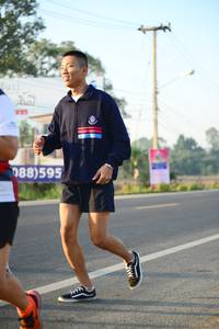 BIB: 088595
                            <button type="button" onclick="openModal(6461983)" class="btn btn-primary btn-sm float-right btn-popup" data-toggle="modal" data-target=".modal-high-quality">
                        <i class="fas fa-shopping-cart"></i> Add to Cart
                    </button>
                                            <button type="button" onclick="isThisMe(6461983, true)" class="btn btn-success btn-sm float-right btn-popup btn-isme hidden" data-toggle="tooltip" data-placement="bottom" title="นี่คือรูปของคุณใช่ไหม คลิกที่นี่เพื่อเอาเข้าอัลบั้ม">
                        <i class="fas fa-plus"></i> Add to album
                    </button>
                    <button type="button" onclick="isThisMe(6461983, false)" class="btn btn-warning btn-sm float-right btn-popup btn-isnotme hidden">
                        <i class="fas fa-ban"></i> Remove from album
                    </button>