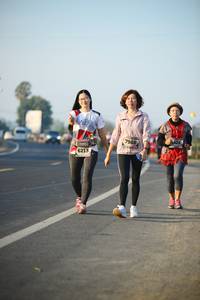 BIB: 7988, 6213
                            <button type="button" onclick="openModal(6464669)" class="btn btn-primary btn-sm float-right btn-popup" data-toggle="modal" data-target=".modal-high-quality">
                        <i class="fas fa-shopping-cart"></i> Add to Cart
                    </button>
                                            <button type="button" onclick="isThisMe(6464669, true)" class="btn btn-success btn-sm float-right btn-popup btn-isme hidden" data-toggle="tooltip" data-placement="bottom" title="นี่คือรูปของคุณใช่ไหม คลิกที่นี่เพื่อเอาเข้าอัลบั้ม">
                        <i class="fas fa-plus"></i> Add to album
                    </button>
                    <button type="button" onclick="isThisMe(6464669, false)" class="btn btn-warning btn-sm float-right btn-popup btn-isnotme hidden">
                        <i class="fas fa-ban"></i> Remove from album
                    </button>