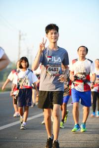 BIB: 6431, 2944
                            <button type="button" onclick="openModal(6459805)" class="btn btn-primary btn-sm float-right btn-popup" data-toggle="modal" data-target=".modal-high-quality">
                        <i class="fas fa-shopping-cart"></i> Add to Cart
                    </button>
                                            <button type="button" onclick="isThisMe(6459805, true)" class="btn btn-success btn-sm float-right btn-popup btn-isme hidden" data-toggle="tooltip" data-placement="bottom" title="นี่คือรูปของคุณใช่ไหม คลิกที่นี่เพื่อเอาเข้าอัลบั้ม">
                        <i class="fas fa-plus"></i> Add to album
                    </button>
                    <button type="button" onclick="isThisMe(6459805, false)" class="btn btn-warning btn-sm float-right btn-popup btn-isnotme hidden">
                        <i class="fas fa-ban"></i> Remove from album
                    </button>