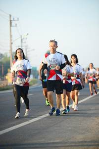 BIB: 620, 107, 1313
                            <button type="button" onclick="openModal(6460264)" class="btn btn-primary btn-sm float-right btn-popup" data-toggle="modal" data-target=".modal-high-quality">
                        <i class="fas fa-shopping-cart"></i> Add to Cart
                    </button>
                                            <button type="button" onclick="isThisMe(6460264, true)" class="btn btn-success btn-sm float-right btn-popup btn-isme hidden" data-toggle="tooltip" data-placement="bottom" title="นี่คือรูปของคุณใช่ไหม คลิกที่นี่เพื่อเอาเข้าอัลบั้ม">
                        <i class="fas fa-plus"></i> Add to album
                    </button>
                    <button type="button" onclick="isThisMe(6460264, false)" class="btn btn-warning btn-sm float-right btn-popup btn-isnotme hidden">
                        <i class="fas fa-ban"></i> Remove from album
                    </button>