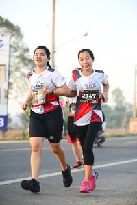 BIB: 200, 2147
                            <button type="button" onclick="openModal(6456854)" class="btn btn-primary btn-sm float-right btn-popup" data-toggle="modal" data-target=".modal-high-quality">
                        <i class="fas fa-shopping-cart"></i> Add to Cart
                    </button>
                                            <button type="button" onclick="isThisMe(6456854, true)" class="btn btn-success btn-sm float-right btn-popup btn-isme hidden" data-toggle="tooltip" data-placement="bottom" title="นี่คือรูปของคุณใช่ไหม คลิกที่นี่เพื่อเอาเข้าอัลบั้ม">
                        <i class="fas fa-plus"></i> Add to album
                    </button>
                    <button type="button" onclick="isThisMe(6456854, false)" class="btn btn-warning btn-sm float-right btn-popup btn-isnotme hidden">
                        <i class="fas fa-ban"></i> Remove from album
                    </button>