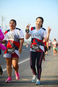 BIB: 3124, 3021
                            <button type="button" onclick="openModal(6464463)" class="btn btn-primary btn-sm float-right btn-popup" data-toggle="modal" data-target=".modal-high-quality">
                        <i class="fas fa-shopping-cart"></i> Add to Cart
                    </button>
                                            <button type="button" onclick="isThisMe(6464463, true)" class="btn btn-success btn-sm float-right btn-popup btn-isme hidden" data-toggle="tooltip" data-placement="bottom" title="นี่คือรูปของคุณใช่ไหม คลิกที่นี่เพื่อเอาเข้าอัลบั้ม">
                        <i class="fas fa-plus"></i> Add to album
                    </button>
                    <button type="button" onclick="isThisMe(6464463, false)" class="btn btn-warning btn-sm float-right btn-popup btn-isnotme hidden">
                        <i class="fas fa-ban"></i> Remove from album
                    </button>