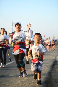 BIB: 6532, 6330, 6553
                            <button type="button" onclick="openModal(6460239)" class="btn btn-primary btn-sm float-right btn-popup" data-toggle="modal" data-target=".modal-high-quality">
                        <i class="fas fa-shopping-cart"></i> Add to Cart
                    </button>
                                            <button type="button" onclick="isThisMe(6460239, true)" class="btn btn-success btn-sm float-right btn-popup btn-isme hidden" data-toggle="tooltip" data-placement="bottom" title="นี่คือรูปของคุณใช่ไหม คลิกที่นี่เพื่อเอาเข้าอัลบั้ม">
                        <i class="fas fa-plus"></i> Add to album
                    </button>
                    <button type="button" onclick="isThisMe(6460239, false)" class="btn btn-warning btn-sm float-right btn-popup btn-isnotme hidden">
                        <i class="fas fa-ban"></i> Remove from album
                    </button>