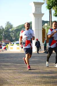 BIB: 7126, 704
                            <button type="button" onclick="openModal(6465512)" class="btn btn-primary btn-sm float-right btn-popup" data-toggle="modal" data-target=".modal-high-quality">
                        <i class="fas fa-shopping-cart"></i> Add to Cart
                    </button>
                                            <button type="button" onclick="isThisMe(6465512, true)" class="btn btn-success btn-sm float-right btn-popup btn-isme hidden" data-toggle="tooltip" data-placement="bottom" title="นี่คือรูปของคุณใช่ไหม คลิกที่นี่เพื่อเอาเข้าอัลบั้ม">
                        <i class="fas fa-plus"></i> Add to album
                    </button>
                    <button type="button" onclick="isThisMe(6465512, false)" class="btn btn-warning btn-sm float-right btn-popup btn-isnotme hidden">
                        <i class="fas fa-ban"></i> Remove from album
                    </button>