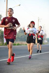 BIB: 6378, 2928
                            <button type="button" onclick="openModal(6439786)" class="btn btn-primary btn-sm float-right btn-popup" data-toggle="modal" data-target=".modal-high-quality">
                        <i class="fas fa-shopping-cart"></i> Add to Cart
                    </button>
                                            <button type="button" onclick="isThisMe(6439786, true)" class="btn btn-success btn-sm float-right btn-popup btn-isme hidden" data-toggle="tooltip" data-placement="bottom" title="นี่คือรูปของคุณใช่ไหม คลิกที่นี่เพื่อเอาเข้าอัลบั้ม">
                        <i class="fas fa-plus"></i> Add to album
                    </button>
                    <button type="button" onclick="isThisMe(6439786, false)" class="btn btn-warning btn-sm float-right btn-popup btn-isnotme hidden">
                        <i class="fas fa-ban"></i> Remove from album
                    </button>