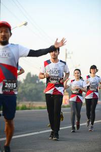 BIB: 6046, 2015, 6373, 6309
                            <button type="button" onclick="openModal(6441609)" class="btn btn-primary btn-sm float-right btn-popup" data-toggle="modal" data-target=".modal-high-quality">
                        <i class="fas fa-shopping-cart"></i> Add to Cart
                    </button>
                                            <button type="button" onclick="isThisMe(6441609, true)" class="btn btn-success btn-sm float-right btn-popup btn-isme hidden" data-toggle="tooltip" data-placement="bottom" title="นี่คือรูปของคุณใช่ไหม คลิกที่นี่เพื่อเอาเข้าอัลบั้ม">
                        <i class="fas fa-plus"></i> Add to album
                    </button>
                    <button type="button" onclick="isThisMe(6441609, false)" class="btn btn-warning btn-sm float-right btn-popup btn-isnotme hidden">
                        <i class="fas fa-ban"></i> Remove from album
                    </button>