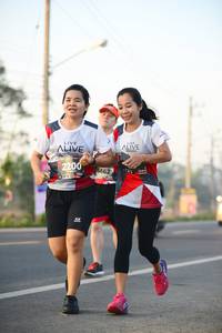 BIB: 2200, 862
                            <button type="button" onclick="openModal(6441015)" class="btn btn-primary btn-sm float-right btn-popup" data-toggle="modal" data-target=".modal-high-quality">
                        <i class="fas fa-shopping-cart"></i> Add to Cart
                    </button>
                                            <button type="button" onclick="isThisMe(6441015, true)" class="btn btn-success btn-sm float-right btn-popup btn-isme hidden" data-toggle="tooltip" data-placement="bottom" title="นี่คือรูปของคุณใช่ไหม คลิกที่นี่เพื่อเอาเข้าอัลบั้ม">
                        <i class="fas fa-plus"></i> Add to album
                    </button>
                    <button type="button" onclick="isThisMe(6441015, false)" class="btn btn-warning btn-sm float-right btn-popup btn-isnotme hidden">
                        <i class="fas fa-ban"></i> Remove from album
                    </button>