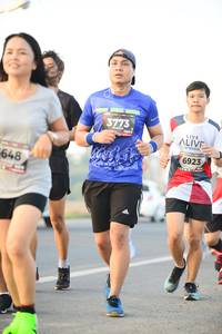 BIB: 3773, 6923, 648
                            <button type="button" onclick="openModal(6439403)" class="btn btn-primary btn-sm float-right btn-popup" data-toggle="modal" data-target=".modal-high-quality">
                        <i class="fas fa-shopping-cart"></i> Add to Cart
                    </button>
                                            <button type="button" onclick="isThisMe(6439403, true)" class="btn btn-success btn-sm float-right btn-popup btn-isme hidden" data-toggle="tooltip" data-placement="bottom" title="นี่คือรูปของคุณใช่ไหม คลิกที่นี่เพื่อเอาเข้าอัลบั้ม">
                        <i class="fas fa-plus"></i> Add to album
                    </button>
                    <button type="button" onclick="isThisMe(6439403, false)" class="btn btn-warning btn-sm float-right btn-popup btn-isnotme hidden">
                        <i class="fas fa-ban"></i> Remove from album
                    </button>