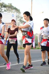 BIB: 2818, 7063, 7718
                            <button type="button" onclick="openModal(6439944)" class="btn btn-primary btn-sm float-right btn-popup" data-toggle="modal" data-target=".modal-high-quality">
                        <i class="fas fa-shopping-cart"></i> Add to Cart
                    </button>
                                            <button type="button" onclick="isThisMe(6439944, true)" class="btn btn-success btn-sm float-right btn-popup btn-isme hidden" data-toggle="tooltip" data-placement="bottom" title="นี่คือรูปของคุณใช่ไหม คลิกที่นี่เพื่อเอาเข้าอัลบั้ม">
                        <i class="fas fa-plus"></i> Add to album
                    </button>
                    <button type="button" onclick="isThisMe(6439944, false)" class="btn btn-warning btn-sm float-right btn-popup btn-isnotme hidden">
                        <i class="fas fa-ban"></i> Remove from album
                    </button>