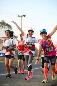 BIB: 6540, 6025, 8003
                            <button type="button" onclick="openModal(6440269)" class="btn btn-primary btn-sm float-right btn-popup" data-toggle="modal" data-target=".modal-high-quality">
                        <i class="fas fa-shopping-cart"></i> Add to Cart
                    </button>
                                            <button type="button" onclick="isThisMe(6440269, true)" class="btn btn-success btn-sm float-right btn-popup btn-isme hidden" data-toggle="tooltip" data-placement="bottom" title="นี่คือรูปของคุณใช่ไหม คลิกที่นี่เพื่อเอาเข้าอัลบั้ม">
                        <i class="fas fa-plus"></i> Add to album
                    </button>
                    <button type="button" onclick="isThisMe(6440269, false)" class="btn btn-warning btn-sm float-right btn-popup btn-isnotme hidden">
                        <i class="fas fa-ban"></i> Remove from album
                    </button>