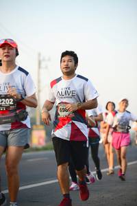 BIB: 202, 698
                            <button type="button" onclick="openModal(6440607)" class="btn btn-primary btn-sm float-right btn-popup" data-toggle="modal" data-target=".modal-high-quality">
                        <i class="fas fa-shopping-cart"></i> Add to Cart
                    </button>
                                            <button type="button" onclick="isThisMe(6440607, true)" class="btn btn-success btn-sm float-right btn-popup btn-isme hidden" data-toggle="tooltip" data-placement="bottom" title="นี่คือรูปของคุณใช่ไหม คลิกที่นี่เพื่อเอาเข้าอัลบั้ม">
                        <i class="fas fa-plus"></i> Add to album
                    </button>
                    <button type="button" onclick="isThisMe(6440607, false)" class="btn btn-warning btn-sm float-right btn-popup btn-isnotme hidden">
                        <i class="fas fa-ban"></i> Remove from album
                    </button>