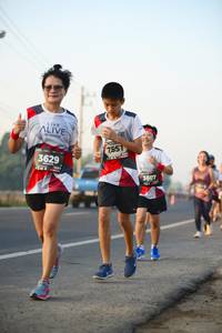 BIB: 7551, 3629, 3607
                            <button type="button" onclick="openModal(6441711)" class="btn btn-primary btn-sm float-right btn-popup" data-toggle="modal" data-target=".modal-high-quality">
                        <i class="fas fa-shopping-cart"></i> Add to Cart
                    </button>
                                            <button type="button" onclick="isThisMe(6441711, true)" class="btn btn-success btn-sm float-right btn-popup btn-isme hidden" data-toggle="tooltip" data-placement="bottom" title="นี่คือรูปของคุณใช่ไหม คลิกที่นี่เพื่อเอาเข้าอัลบั้ม">
                        <i class="fas fa-plus"></i> Add to album
                    </button>
                    <button type="button" onclick="isThisMe(6441711, false)" class="btn btn-warning btn-sm float-right btn-popup btn-isnotme hidden">
                        <i class="fas fa-ban"></i> Remove from album
                    </button>