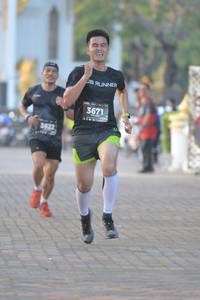 BIB: 3671, 3622
                            <button type="button" onclick="openModal(6411211)" class="btn btn-primary btn-sm float-right btn-popup" data-toggle="modal" data-target=".modal-high-quality">
                        <i class="fas fa-shopping-cart"></i> Add to Cart
                    </button>
                                            <button type="button" onclick="isThisMe(6411211, true)" class="btn btn-success btn-sm float-right btn-popup btn-isme hidden" data-toggle="tooltip" data-placement="bottom" title="นี่คือรูปของคุณใช่ไหม คลิกที่นี่เพื่อเอาเข้าอัลบั้ม">
                        <i class="fas fa-plus"></i> Add to album
                    </button>
                    <button type="button" onclick="isThisMe(6411211, false)" class="btn btn-warning btn-sm float-right btn-popup btn-isnotme hidden">
                        <i class="fas fa-ban"></i> Remove from album
                    </button>