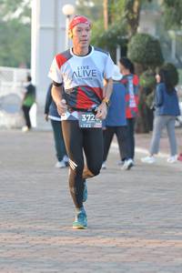 BIB: 3726
                            <button type="button" onclick="openModal(6422938)" class="btn btn-primary btn-sm float-right btn-popup" data-toggle="modal" data-target=".modal-high-quality">
                        <i class="fas fa-shopping-cart"></i> Add to Cart
                    </button>
                                            <button type="button" onclick="isThisMe(6422938, true)" class="btn btn-success btn-sm float-right btn-popup btn-isme hidden" data-toggle="tooltip" data-placement="bottom" title="นี่คือรูปของคุณใช่ไหม คลิกที่นี่เพื่อเอาเข้าอัลบั้ม">
                        <i class="fas fa-plus"></i> Add to album
                    </button>
                    <button type="button" onclick="isThisMe(6422938, false)" class="btn btn-warning btn-sm float-right btn-popup btn-isnotme hidden">
                        <i class="fas fa-ban"></i> Remove from album
                    </button>