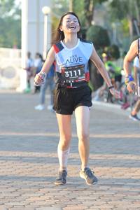 BIB: 3111
                            <button type="button" onclick="openModal(6453963)" class="btn btn-primary btn-sm float-right btn-popup" data-toggle="modal" data-target=".modal-high-quality">
                        <i class="fas fa-shopping-cart"></i> Add to Cart
                    </button>
                                            <button type="button" onclick="isThisMe(6453963, true)" class="btn btn-success btn-sm float-right btn-popup btn-isme hidden" data-toggle="tooltip" data-placement="bottom" title="นี่คือรูปของคุณใช่ไหม คลิกที่นี่เพื่อเอาเข้าอัลบั้ม">
                        <i class="fas fa-plus"></i> Add to album
                    </button>
                    <button type="button" onclick="isThisMe(6453963, false)" class="btn btn-warning btn-sm float-right btn-popup btn-isnotme hidden">
                        <i class="fas fa-ban"></i> Remove from album
                    </button>