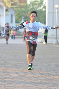 BIB: 3614
                            <button type="button" onclick="openModal(6419569)" class="btn btn-primary btn-sm float-right btn-popup" data-toggle="modal" data-target=".modal-high-quality">
                        <i class="fas fa-shopping-cart"></i> Add to Cart
                    </button>
                                            <button type="button" onclick="isThisMe(6419569, true)" class="btn btn-success btn-sm float-right btn-popup btn-isme hidden" data-toggle="tooltip" data-placement="bottom" title="นี่คือรูปของคุณใช่ไหม คลิกที่นี่เพื่อเอาเข้าอัลบั้ม">
                        <i class="fas fa-plus"></i> Add to album
                    </button>
                    <button type="button" onclick="isThisMe(6419569, false)" class="btn btn-warning btn-sm float-right btn-popup btn-isnotme hidden">
                        <i class="fas fa-ban"></i> Remove from album
                    </button>