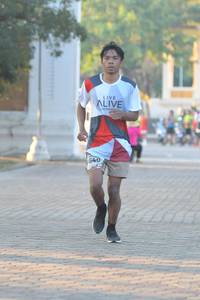 BIB: 640
                            <button type="button" onclick="openModal(6448715)" class="btn btn-primary btn-sm float-right btn-popup" data-toggle="modal" data-target=".modal-high-quality">
                        <i class="fas fa-shopping-cart"></i> Add to Cart
                    </button>
                                            <button type="button" onclick="isThisMe(6448715, true)" class="btn btn-success btn-sm float-right btn-popup btn-isme hidden" data-toggle="tooltip" data-placement="bottom" title="นี่คือรูปของคุณใช่ไหม คลิกที่นี่เพื่อเอาเข้าอัลบั้ม">
                        <i class="fas fa-plus"></i> Add to album
                    </button>
                    <button type="button" onclick="isThisMe(6448715, false)" class="btn btn-warning btn-sm float-right btn-popup btn-isnotme hidden">
                        <i class="fas fa-ban"></i> Remove from album
                    </button>