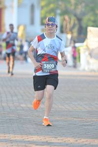 BIB: 3809
                            <button type="button" onclick="openModal(6448675)" class="btn btn-primary btn-sm float-right btn-popup" data-toggle="modal" data-target=".modal-high-quality">
                        <i class="fas fa-shopping-cart"></i> Add to Cart
                    </button>
                                            <button type="button" onclick="isThisMe(6448675, true)" class="btn btn-success btn-sm float-right btn-popup btn-isme hidden" data-toggle="tooltip" data-placement="bottom" title="นี่คือรูปของคุณใช่ไหม คลิกที่นี่เพื่อเอาเข้าอัลบั้ม">
                        <i class="fas fa-plus"></i> Add to album
                    </button>
                    <button type="button" onclick="isThisMe(6448675, false)" class="btn btn-warning btn-sm float-right btn-popup btn-isnotme hidden">
                        <i class="fas fa-ban"></i> Remove from album
                    </button>