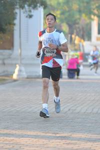 BIB: 6024
                            <button type="button" onclick="openModal(6448488)" class="btn btn-primary btn-sm float-right btn-popup" data-toggle="modal" data-target=".modal-high-quality">
                        <i class="fas fa-shopping-cart"></i> Add to Cart
                    </button>
                                            <button type="button" onclick="isThisMe(6448488, true)" class="btn btn-success btn-sm float-right btn-popup btn-isme hidden" data-toggle="tooltip" data-placement="bottom" title="นี่คือรูปของคุณใช่ไหม คลิกที่นี่เพื่อเอาเข้าอัลบั้ม">
                        <i class="fas fa-plus"></i> Add to album
                    </button>
                    <button type="button" onclick="isThisMe(6448488, false)" class="btn btn-warning btn-sm float-right btn-popup btn-isnotme hidden">
                        <i class="fas fa-ban"></i> Remove from album
                    </button>