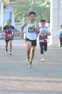 BIB: 2102, 3793, 361
                            <button type="button" onclick="openModal(6448306)" class="btn btn-primary btn-sm float-right btn-popup" data-toggle="modal" data-target=".modal-high-quality">
                        <i class="fas fa-shopping-cart"></i> Add to Cart
                    </button>
                                            <button type="button" onclick="isThisMe(6448306, true)" class="btn btn-success btn-sm float-right btn-popup btn-isme hidden" data-toggle="tooltip" data-placement="bottom" title="นี่คือรูปของคุณใช่ไหม คลิกที่นี่เพื่อเอาเข้าอัลบั้ม">
                        <i class="fas fa-plus"></i> Add to album
                    </button>
                    <button type="button" onclick="isThisMe(6448306, false)" class="btn btn-warning btn-sm float-right btn-popup btn-isnotme hidden">
                        <i class="fas fa-ban"></i> Remove from album
                    </button>