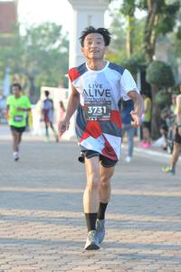 BIB: 3731
                            <button type="button" onclick="openModal(6454486)" class="btn btn-primary btn-sm float-right btn-popup" data-toggle="modal" data-target=".modal-high-quality">
                        <i class="fas fa-shopping-cart"></i> Add to Cart
                    </button>
                                            <button type="button" onclick="isThisMe(6454486, true)" class="btn btn-success btn-sm float-right btn-popup btn-isme hidden" data-toggle="tooltip" data-placement="bottom" title="นี่คือรูปของคุณใช่ไหม คลิกที่นี่เพื่อเอาเข้าอัลบั้ม">
                        <i class="fas fa-plus"></i> Add to album
                    </button>
                    <button type="button" onclick="isThisMe(6454486, false)" class="btn btn-warning btn-sm float-right btn-popup btn-isnotme hidden">
                        <i class="fas fa-ban"></i> Remove from album
                    </button>