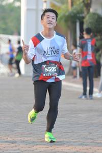 BIB: 5505
                            <button type="button" onclick="openModal(6422551)" class="btn btn-primary btn-sm float-right btn-popup" data-toggle="modal" data-target=".modal-high-quality">
                        <i class="fas fa-shopping-cart"></i> Add to Cart
                    </button>
                                            <button type="button" onclick="isThisMe(6422551, true)" class="btn btn-success btn-sm float-right btn-popup btn-isme hidden" data-toggle="tooltip" data-placement="bottom" title="นี่คือรูปของคุณใช่ไหม คลิกที่นี่เพื่อเอาเข้าอัลบั้ม">
                        <i class="fas fa-plus"></i> Add to album
                    </button>
                    <button type="button" onclick="isThisMe(6422551, false)" class="btn btn-warning btn-sm float-right btn-popup btn-isnotme hidden">
                        <i class="fas fa-ban"></i> Remove from album
                    </button>