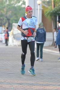 BIB: 3726
                            <button type="button" onclick="openModal(6422895)" class="btn btn-primary btn-sm float-right btn-popup" data-toggle="modal" data-target=".modal-high-quality">
                        <i class="fas fa-shopping-cart"></i> Add to Cart
                    </button>
                                            <button type="button" onclick="isThisMe(6422895, true)" class="btn btn-success btn-sm float-right btn-popup btn-isme hidden" data-toggle="tooltip" data-placement="bottom" title="นี่คือรูปของคุณใช่ไหม คลิกที่นี่เพื่อเอาเข้าอัลบั้ม">
                        <i class="fas fa-plus"></i> Add to album
                    </button>
                    <button type="button" onclick="isThisMe(6422895, false)" class="btn btn-warning btn-sm float-right btn-popup btn-isnotme hidden">
                        <i class="fas fa-ban"></i> Remove from album
                    </button>