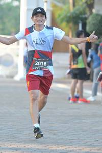 BIB: 2016
                            <button type="button" onclick="openModal(6438896)" class="btn btn-primary btn-sm float-right btn-popup" data-toggle="modal" data-target=".modal-high-quality">
                        <i class="fas fa-shopping-cart"></i> Add to Cart
                    </button>
                                            <button type="button" onclick="isThisMe(6438896, true)" class="btn btn-success btn-sm float-right btn-popup btn-isme hidden" data-toggle="tooltip" data-placement="bottom" title="นี่คือรูปของคุณใช่ไหม คลิกที่นี่เพื่อเอาเข้าอัลบั้ม">
                        <i class="fas fa-plus"></i> Add to album
                    </button>
                    <button type="button" onclick="isThisMe(6438896, false)" class="btn btn-warning btn-sm float-right btn-popup btn-isnotme hidden">
                        <i class="fas fa-ban"></i> Remove from album
                    </button>