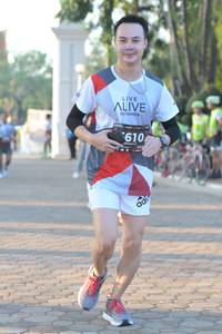 BIB: 610
                            <button type="button" onclick="openModal(6452036)" class="btn btn-primary btn-sm float-right btn-popup" data-toggle="modal" data-target=".modal-high-quality">
                        <i class="fas fa-shopping-cart"></i> Add to Cart
                    </button>
                                            <button type="button" onclick="isThisMe(6452036, true)" class="btn btn-success btn-sm float-right btn-popup btn-isme hidden" data-toggle="tooltip" data-placement="bottom" title="นี่คือรูปของคุณใช่ไหม คลิกที่นี่เพื่อเอาเข้าอัลบั้ม">
                        <i class="fas fa-plus"></i> Add to album
                    </button>
                    <button type="button" onclick="isThisMe(6452036, false)" class="btn btn-warning btn-sm float-right btn-popup btn-isnotme hidden">
                        <i class="fas fa-ban"></i> Remove from album
                    </button>