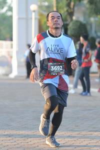 BIB: 3692
                            <button type="button" onclick="openModal(6444022)" class="btn btn-primary btn-sm float-right btn-popup" data-toggle="modal" data-target=".modal-high-quality">
                        <i class="fas fa-shopping-cart"></i> Add to Cart
                    </button>
                                            <button type="button" onclick="isThisMe(6444022, true)" class="btn btn-success btn-sm float-right btn-popup btn-isme hidden" data-toggle="tooltip" data-placement="bottom" title="นี่คือรูปของคุณใช่ไหม คลิกที่นี่เพื่อเอาเข้าอัลบั้ม">
                        <i class="fas fa-plus"></i> Add to album
                    </button>
                    <button type="button" onclick="isThisMe(6444022, false)" class="btn btn-warning btn-sm float-right btn-popup btn-isnotme hidden">
                        <i class="fas fa-ban"></i> Remove from album
                    </button>