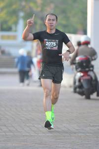 BIB: 2075, 128
                            <button type="button" onclick="openModal(6424732)" class="btn btn-primary btn-sm float-right btn-popup" data-toggle="modal" data-target=".modal-high-quality">
                        <i class="fas fa-shopping-cart"></i> Add to Cart
                    </button>
                                            <button type="button" onclick="isThisMe(6424732, true)" class="btn btn-success btn-sm float-right btn-popup btn-isme hidden" data-toggle="tooltip" data-placement="bottom" title="นี่คือรูปของคุณใช่ไหม คลิกที่นี่เพื่อเอาเข้าอัลบั้ม">
                        <i class="fas fa-plus"></i> Add to album
                    </button>
                    <button type="button" onclick="isThisMe(6424732, false)" class="btn btn-warning btn-sm float-right btn-popup btn-isnotme hidden">
                        <i class="fas fa-ban"></i> Remove from album
                    </button>