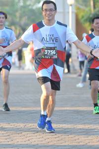 BIB: 3756, 113
                            <button type="button" onclick="openModal(6454250)" class="btn btn-primary btn-sm float-right btn-popup" data-toggle="modal" data-target=".modal-high-quality">
                        <i class="fas fa-shopping-cart"></i> Add to Cart
                    </button>
                                            <button type="button" onclick="isThisMe(6454250, true)" class="btn btn-success btn-sm float-right btn-popup btn-isme hidden" data-toggle="tooltip" data-placement="bottom" title="นี่คือรูปของคุณใช่ไหม คลิกที่นี่เพื่อเอาเข้าอัลบั้ม">
                        <i class="fas fa-plus"></i> Add to album
                    </button>
                    <button type="button" onclick="isThisMe(6454250, false)" class="btn btn-warning btn-sm float-right btn-popup btn-isnotme hidden">
                        <i class="fas fa-ban"></i> Remove from album
                    </button>