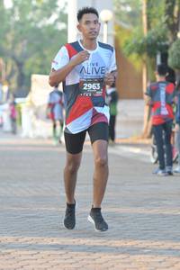 BIB: 2963
                            <button type="button" onclick="openModal(6448776)" class="btn btn-primary btn-sm float-right btn-popup" data-toggle="modal" data-target=".modal-high-quality">
                        <i class="fas fa-shopping-cart"></i> Add to Cart
                    </button>
                                            <button type="button" onclick="isThisMe(6448776, true)" class="btn btn-success btn-sm float-right btn-popup btn-isme hidden" data-toggle="tooltip" data-placement="bottom" title="นี่คือรูปของคุณใช่ไหม คลิกที่นี่เพื่อเอาเข้าอัลบั้ม">
                        <i class="fas fa-plus"></i> Add to album
                    </button>
                    <button type="button" onclick="isThisMe(6448776, false)" class="btn btn-warning btn-sm float-right btn-popup btn-isnotme hidden">
                        <i class="fas fa-ban"></i> Remove from album
                    </button>