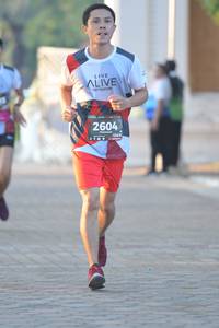 BIB: 2604, 128
                            <button type="button" onclick="openModal(6446274)" class="btn btn-primary btn-sm float-right btn-popup" data-toggle="modal" data-target=".modal-high-quality">
                        <i class="fas fa-shopping-cart"></i> Add to Cart
                    </button>
                                            <button type="button" onclick="isThisMe(6446274, true)" class="btn btn-success btn-sm float-right btn-popup btn-isme hidden" data-toggle="tooltip" data-placement="bottom" title="นี่คือรูปของคุณใช่ไหม คลิกที่นี่เพื่อเอาเข้าอัลบั้ม">
                        <i class="fas fa-plus"></i> Add to album
                    </button>
                    <button type="button" onclick="isThisMe(6446274, false)" class="btn btn-warning btn-sm float-right btn-popup btn-isnotme hidden">
                        <i class="fas fa-ban"></i> Remove from album
                    </button>