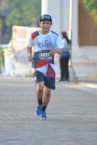 BIB: 3696
                            <button type="button" onclick="openModal(6443926)" class="btn btn-primary btn-sm float-right btn-popup" data-toggle="modal" data-target=".modal-high-quality">
                        <i class="fas fa-shopping-cart"></i> Add to Cart
                    </button>
                                            <button type="button" onclick="isThisMe(6443926, true)" class="btn btn-success btn-sm float-right btn-popup btn-isme hidden" data-toggle="tooltip" data-placement="bottom" title="นี่คือรูปของคุณใช่ไหม คลิกที่นี่เพื่อเอาเข้าอัลบั้ม">
                        <i class="fas fa-plus"></i> Add to album
                    </button>
                    <button type="button" onclick="isThisMe(6443926, false)" class="btn btn-warning btn-sm float-right btn-popup btn-isnotme hidden">
                        <i class="fas fa-ban"></i> Remove from album
                    </button>