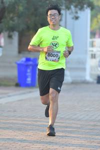 BIB: 8000
                            <button type="button" onclick="openModal(6426297)" class="btn btn-primary btn-sm float-right btn-popup" data-toggle="modal" data-target=".modal-high-quality">
                        <i class="fas fa-shopping-cart"></i> Add to Cart
                    </button>
                                            <button type="button" onclick="isThisMe(6426297, true)" class="btn btn-success btn-sm float-right btn-popup btn-isme hidden" data-toggle="tooltip" data-placement="bottom" title="นี่คือรูปของคุณใช่ไหม คลิกที่นี่เพื่อเอาเข้าอัลบั้ม">
                        <i class="fas fa-plus"></i> Add to album
                    </button>
                    <button type="button" onclick="isThisMe(6426297, false)" class="btn btn-warning btn-sm float-right btn-popup btn-isnotme hidden">
                        <i class="fas fa-ban"></i> Remove from album
                    </button>