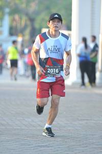 BIB: 2016
                            <button type="button" onclick="openModal(6438733)" class="btn btn-primary btn-sm float-right btn-popup" data-toggle="modal" data-target=".modal-high-quality">
                        <i class="fas fa-shopping-cart"></i> Add to Cart
                    </button>
                                            <button type="button" onclick="isThisMe(6438733, true)" class="btn btn-success btn-sm float-right btn-popup btn-isme hidden" data-toggle="tooltip" data-placement="bottom" title="นี่คือรูปของคุณใช่ไหม คลิกที่นี่เพื่อเอาเข้าอัลบั้ม">
                        <i class="fas fa-plus"></i> Add to album
                    </button>
                    <button type="button" onclick="isThisMe(6438733, false)" class="btn btn-warning btn-sm float-right btn-popup btn-isnotme hidden">
                        <i class="fas fa-ban"></i> Remove from album
                    </button>