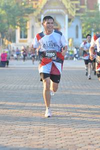 BIB: 2080
                            <button type="button" onclick="openModal(6451068)" class="btn btn-primary btn-sm float-right btn-popup" data-toggle="modal" data-target=".modal-high-quality">
                        <i class="fas fa-shopping-cart"></i> Add to Cart
                    </button>
                                            <button type="button" onclick="isThisMe(6451068, true)" class="btn btn-success btn-sm float-right btn-popup btn-isme hidden" data-toggle="tooltip" data-placement="bottom" title="นี่คือรูปของคุณใช่ไหม คลิกที่นี่เพื่อเอาเข้าอัลบั้ม">
                        <i class="fas fa-plus"></i> Add to album
                    </button>
                    <button type="button" onclick="isThisMe(6451068, false)" class="btn btn-warning btn-sm float-right btn-popup btn-isnotme hidden">
                        <i class="fas fa-ban"></i> Remove from album
                    </button>