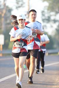 BIB: 977, 7245
                            <button type="button" onclick="openModal(6514189)" class="btn btn-primary btn-sm float-right btn-popup" data-toggle="modal" data-target=".modal-high-quality">
                        <i class="fas fa-shopping-cart"></i> Add to Cart
                    </button>
                                            <button type="button" onclick="isThisMe(6514189, true)" class="btn btn-success btn-sm float-right btn-popup btn-isme hidden" data-toggle="tooltip" data-placement="bottom" title="นี่คือรูปของคุณใช่ไหม คลิกที่นี่เพื่อเอาเข้าอัลบั้ม">
                        <i class="fas fa-plus"></i> Add to album
                    </button>
                    <button type="button" onclick="isThisMe(6514189, false)" class="btn btn-warning btn-sm float-right btn-popup btn-isnotme hidden">
                        <i class="fas fa-ban"></i> Remove from album
                    </button>