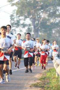 BIB: 7074, 015, 990
                            <button type="button" onclick="openModal(6513723)" class="btn btn-primary btn-sm float-right btn-popup" data-toggle="modal" data-target=".modal-high-quality">
                        <i class="fas fa-shopping-cart"></i> Add to Cart
                    </button>
                                            <button type="button" onclick="isThisMe(6513723, true)" class="btn btn-success btn-sm float-right btn-popup btn-isme hidden" data-toggle="tooltip" data-placement="bottom" title="นี่คือรูปของคุณใช่ไหม คลิกที่นี่เพื่อเอาเข้าอัลบั้ม">
                        <i class="fas fa-plus"></i> Add to album
                    </button>
                    <button type="button" onclick="isThisMe(6513723, false)" class="btn btn-warning btn-sm float-right btn-popup btn-isnotme hidden">
                        <i class="fas fa-ban"></i> Remove from album
                    </button>